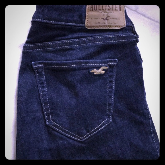 Hollister Jeans - Picture 1 of 3